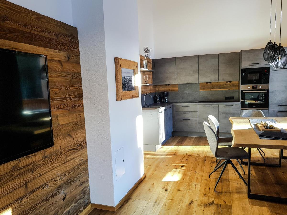 פיברברון Zeitfrei Chalet Apartments מראה חיצוני תמונה