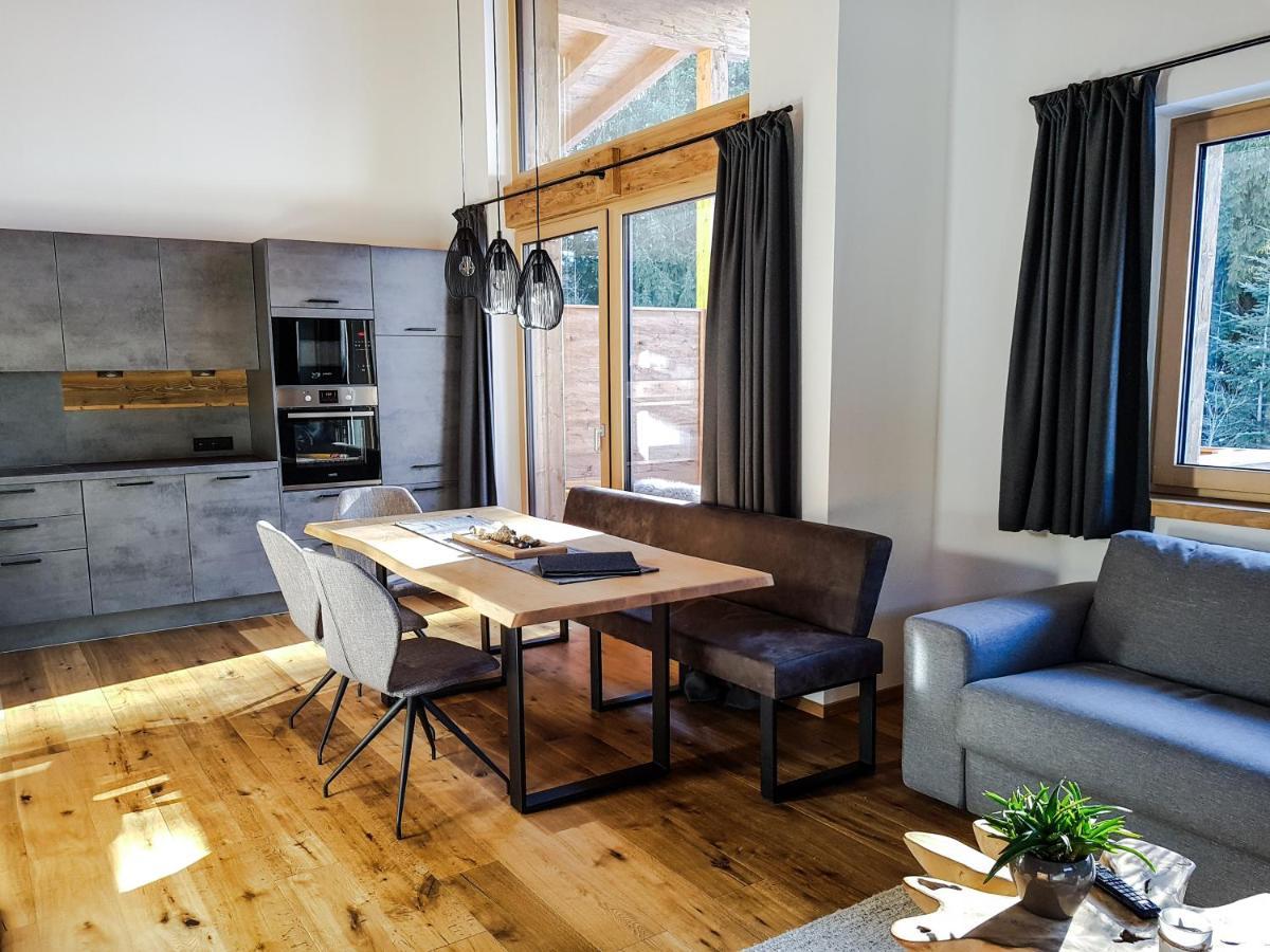 פיברברון Zeitfrei Chalet Apartments מראה חיצוני תמונה