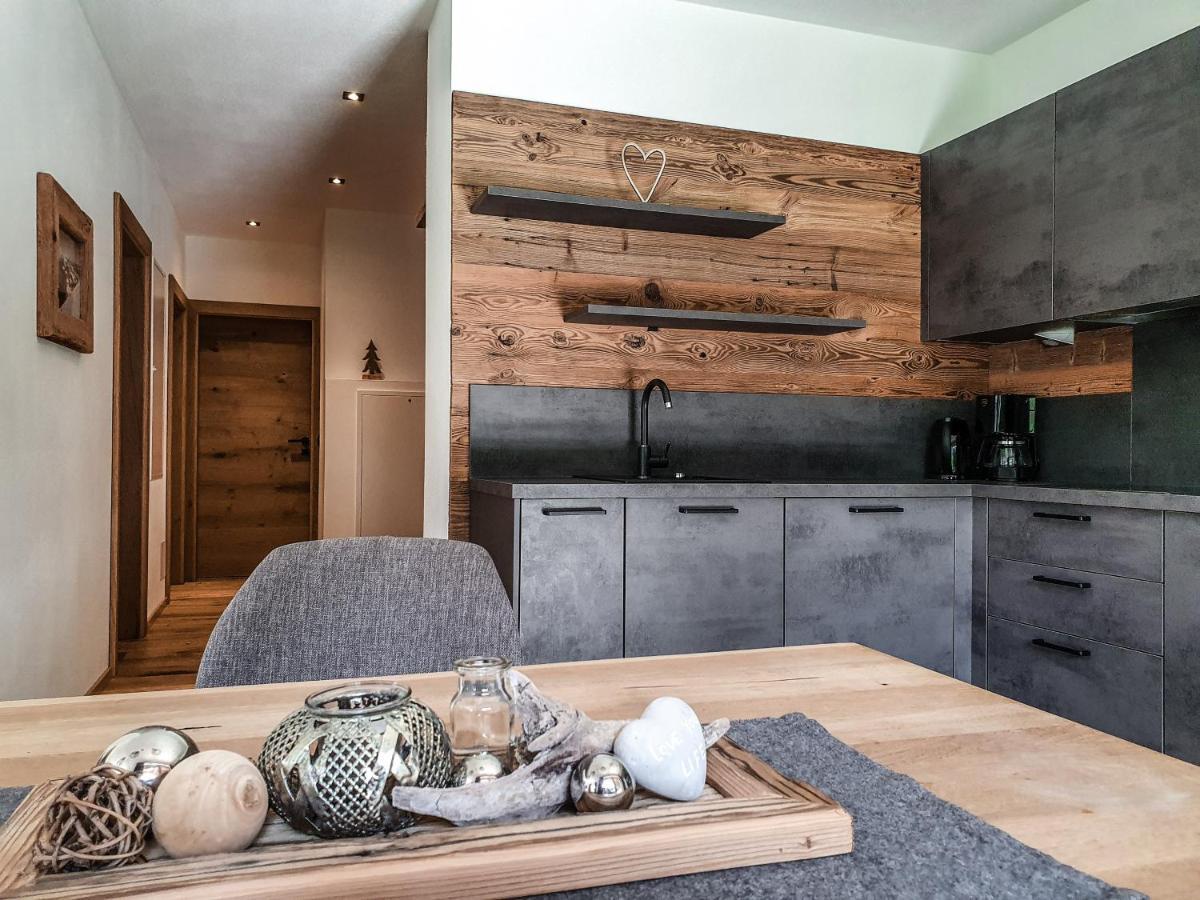 פיברברון Zeitfrei Chalet Apartments מראה חיצוני תמונה