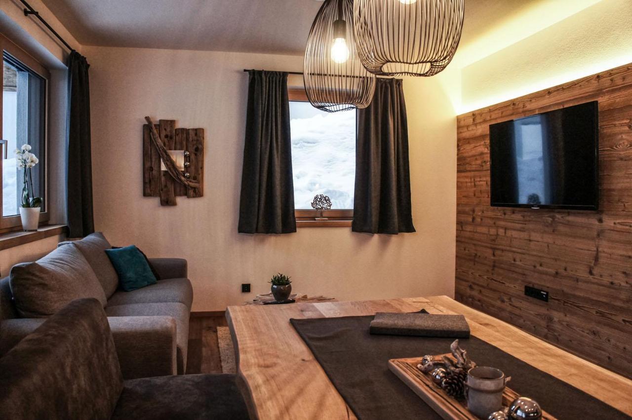 פיברברון Zeitfrei Chalet Apartments מראה חיצוני תמונה