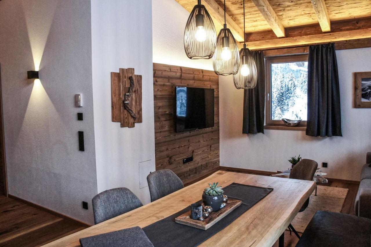 פיברברון Zeitfrei Chalet Apartments מראה חיצוני תמונה